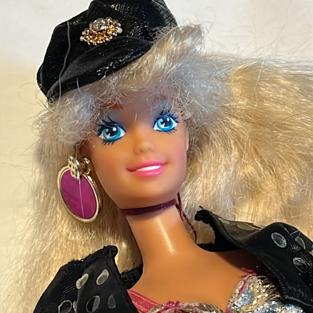 Rappin Rockin Barbie 1991 - Picture 9 of 9